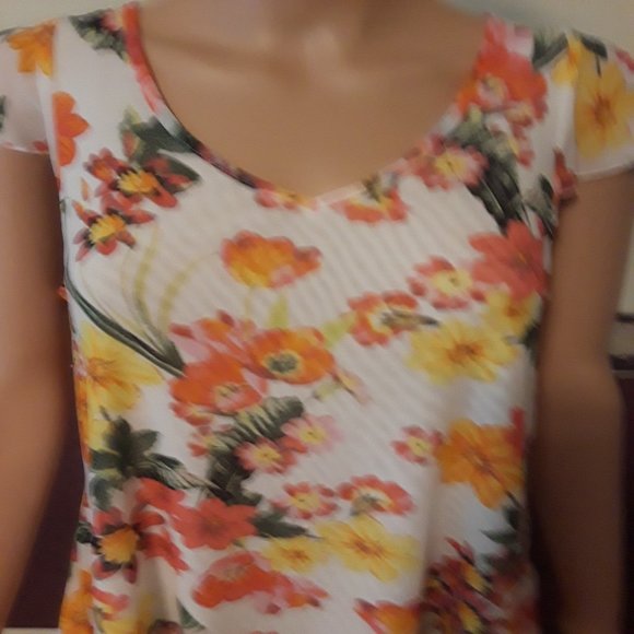 Cable and Gauge Multi Spring Colors Nylon Fully Lined Top Size Medium Size M NWT - Picture 4 of 6